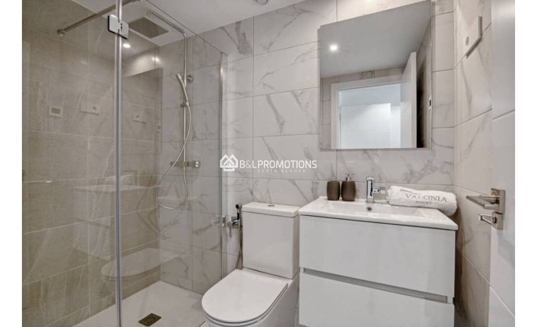 2 chambre Appartement à vendre à Punta Prima avec piscine garage - 289 000 € (Ref: 8681149)