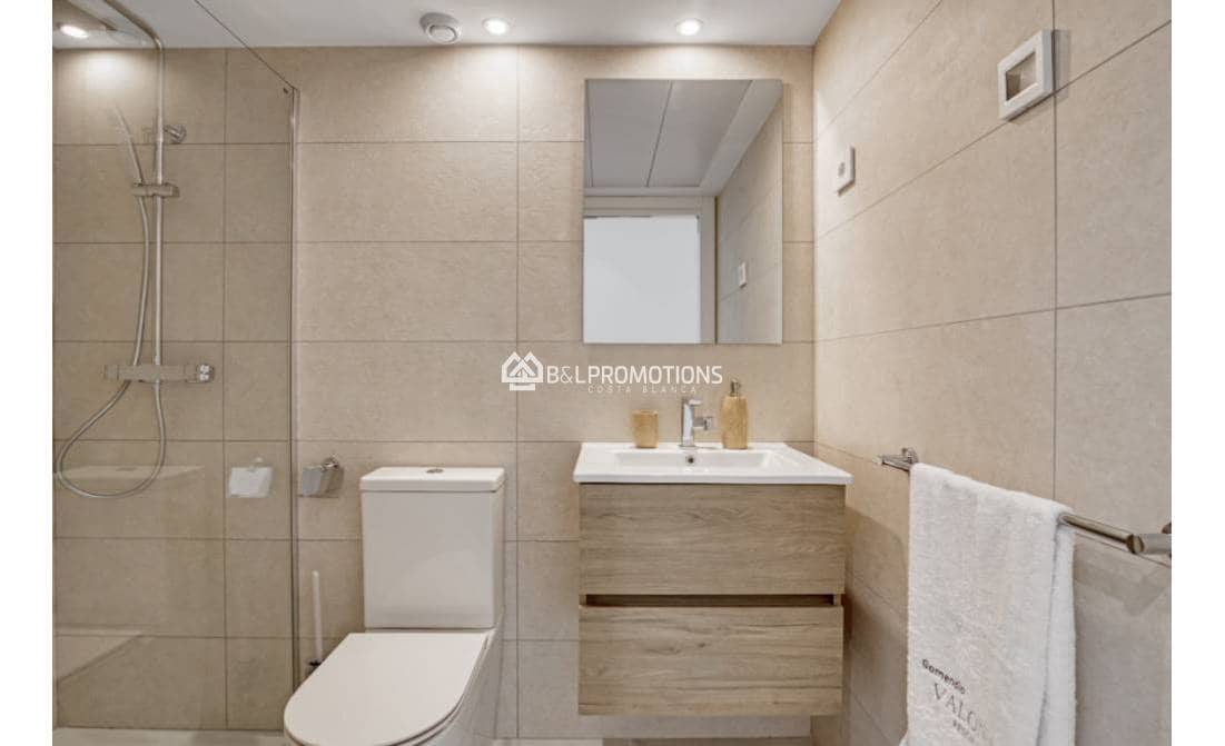 2 chambre Appartement à vendre à Punta Prima avec piscine garage - 289 000 € (Ref: 8681149)