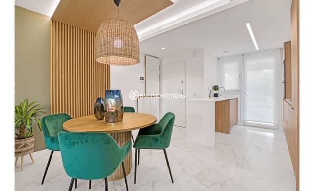 2 chambre Appartement à vendre à Punta Prima, Torrevieja avec piscine garage - 289 000 € (Ref: 8681149)