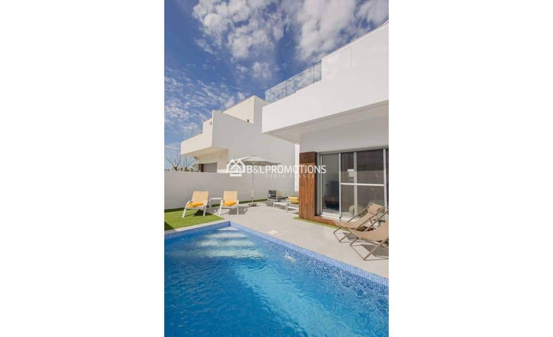 3 slaapkamer Villa te koop in Daya Nueva met zwembad garage - € 350.000 (Ref: 8681150)