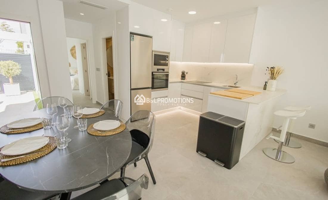 3 slaapkamer Villa te koop in Daya Nueva met zwembad garage - € 350.000 (Ref: 8681150)