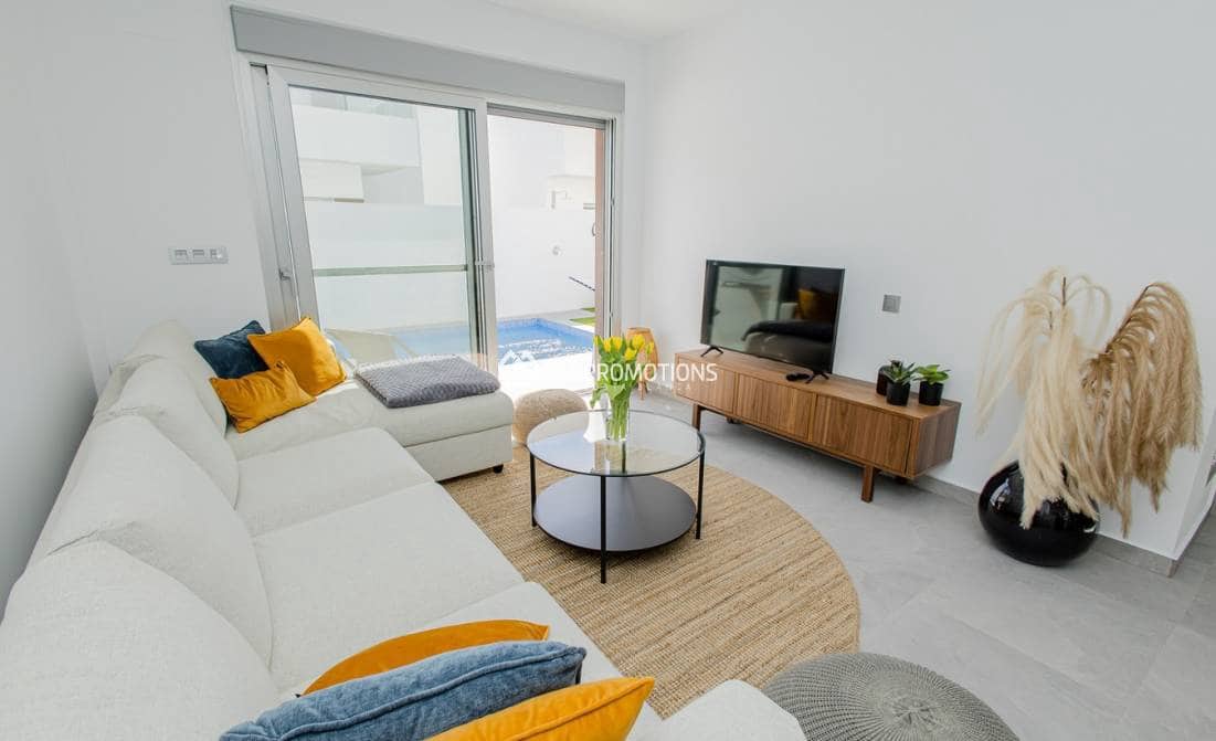 3 slaapkamer Villa te koop in Daya Nueva met zwembad garage - € 350.000 (Ref: 8681150)