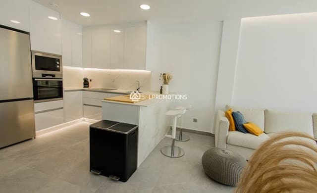 3 makuuhuone Huvila myytävänä paikassa Daya Nueva mukana uima-altaan 
autotalli - 350 000 € (Ref: 8681150)