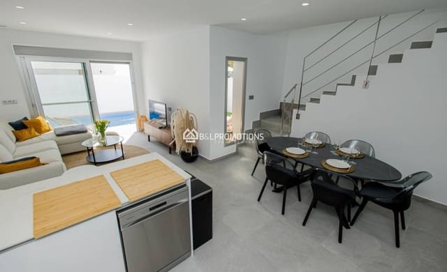 3 makuuhuone Huvila myytävänä paikassa Daya Nueva mukana uima-altaan 
autotalli - 350 000 € (Ref: 8681150)