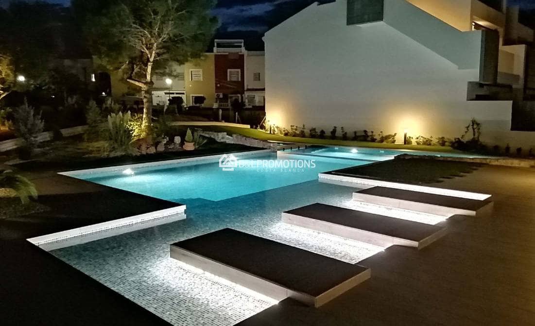 3 bedroom Apartment for sale in Los Balcones with pool garage - € 280,000 (Ref: 8681172)