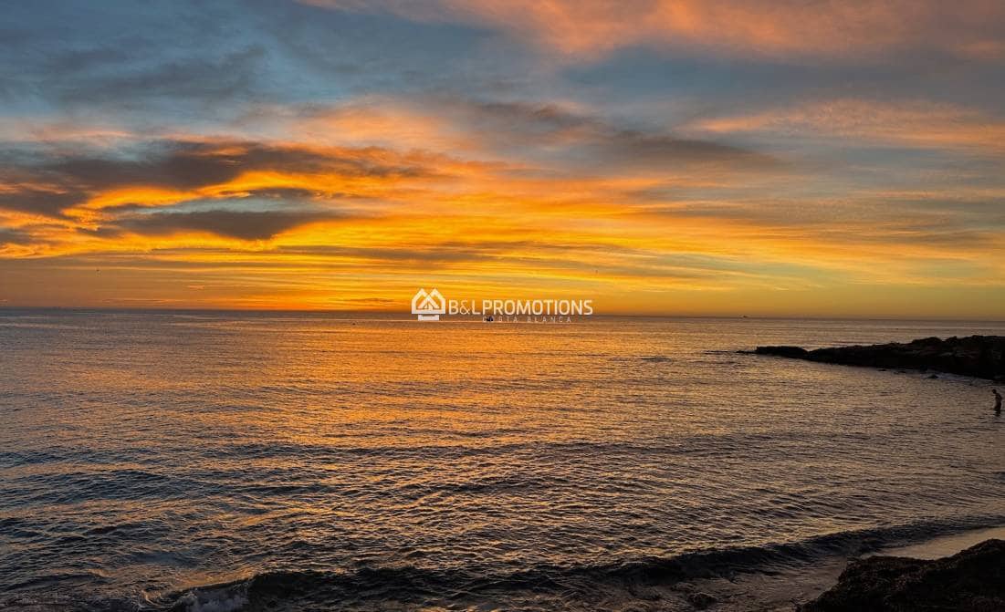 3 bedroom Apartment for sale in Los Balcones with pool garage - € 280,000 (Ref: 8681172)