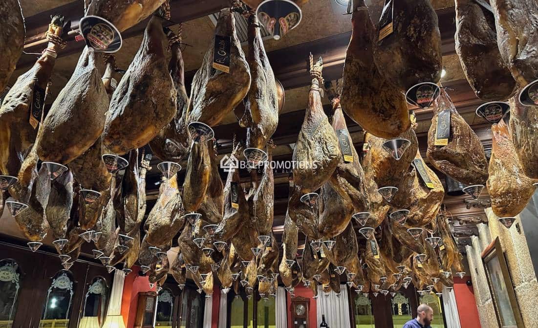 2 bedroom Apartment for sale in Los Balcones with pool garage - € 279,900 (Ref: 8681326)