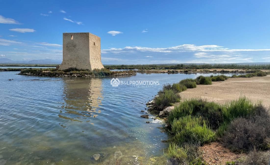 3 bedroom Villa for sale in Algorfa with pool garage - € 520,000 (Ref: 8971331)