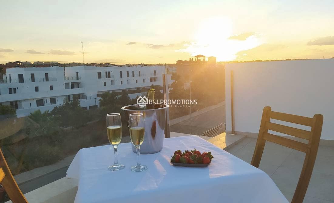 3 slaapkamer Villa te koop in Villamartin met zwembad garage - € 499.900 (Ref: 8977287)