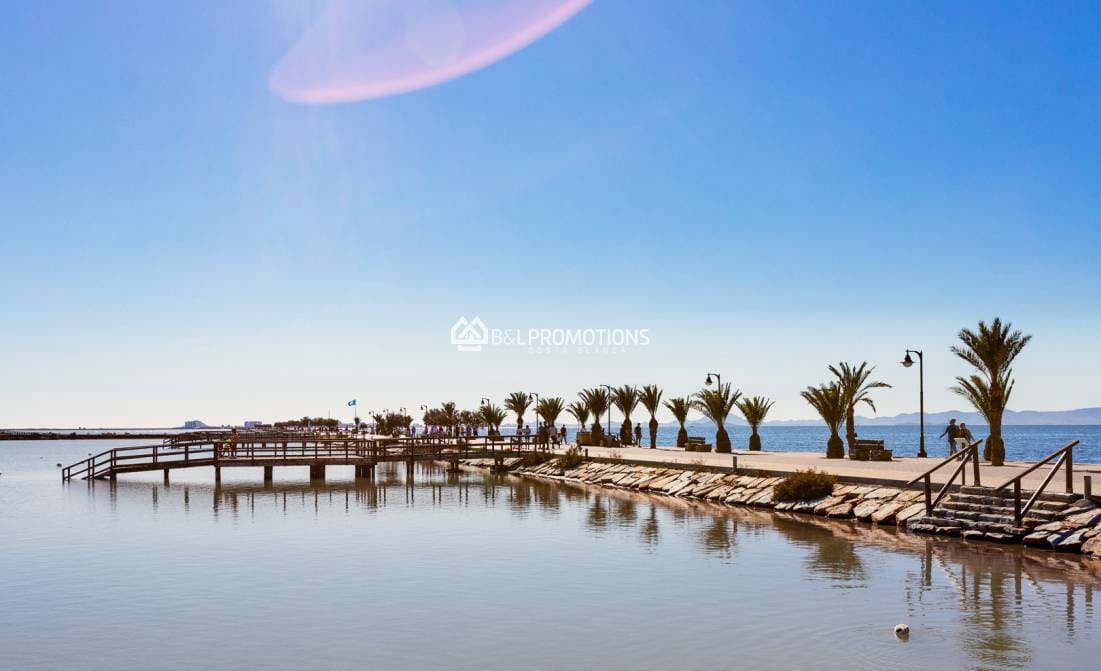 3 slaapkamer Villa te koop in San Pedro del Pinatar met zwembad garage - € 479.900 (Ref: 8982902)