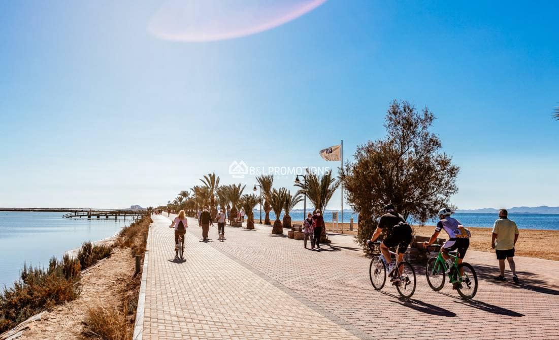 3 slaapkamer Villa te koop in San Pedro del Pinatar met zwembad garage - € 479.900 (Ref: 8982902)