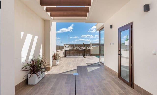 3 bedroom Villa for sale in Los Montesinos with pool garage - € 465,000 (Ref: 8982907)