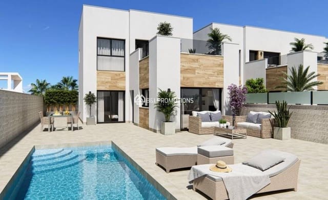 Chalet de 3 habitaciones en Benijófar en venta con piscina - 440.000 € (Ref: 9035599)