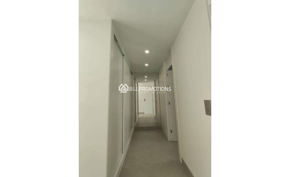 3 bedroom Villa for sale in Benijofar with pool garage - € 449,000 (Ref: 9064705)