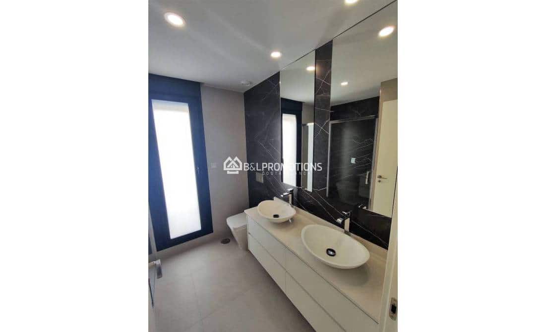 3 bedroom Villa for sale in Benijofar with pool garage - € 449,000 (Ref: 9064705)