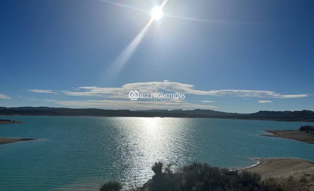 Chalet de 3 habitaciones en Daya Nueva en venta con piscina garaje - 299.000 € (Ref: 9465951)