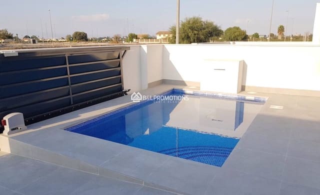 Chalet de 3 habitaciones en Daya Nueva en venta con piscina garaje - 299.000 € (Ref: 9465951)