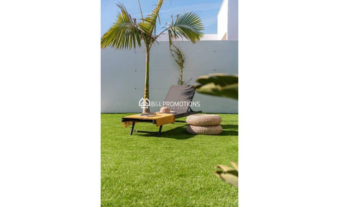 3 sypialnia Willa na sprzedaż w Mar de Cristal z basenem garażem - 549 000 € (Ref: 9966026)