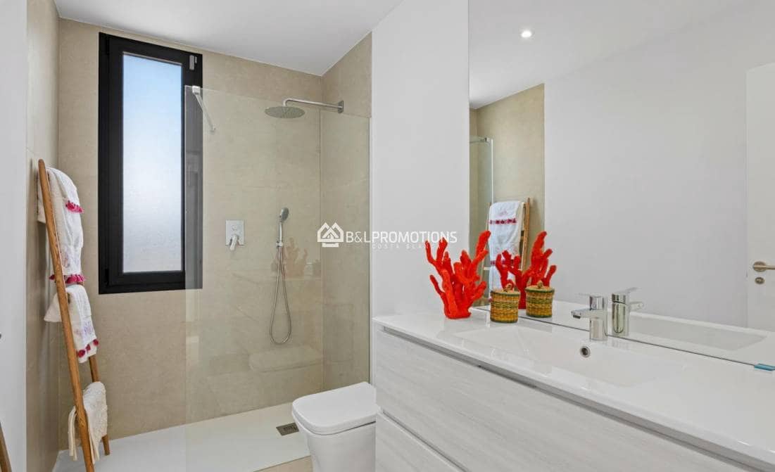 3 sypialnia Willa na sprzedaż w Mar de Cristal z basenem garażem - 549 000 € (Ref: 9966026)