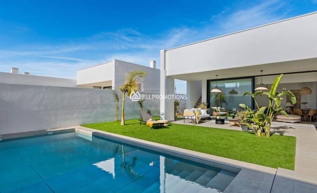 3 soverom Villa til salgs i Mar de Cristal, Cartagena med svømmebasseng garasje - € 549 000 (Ref: 9966026)