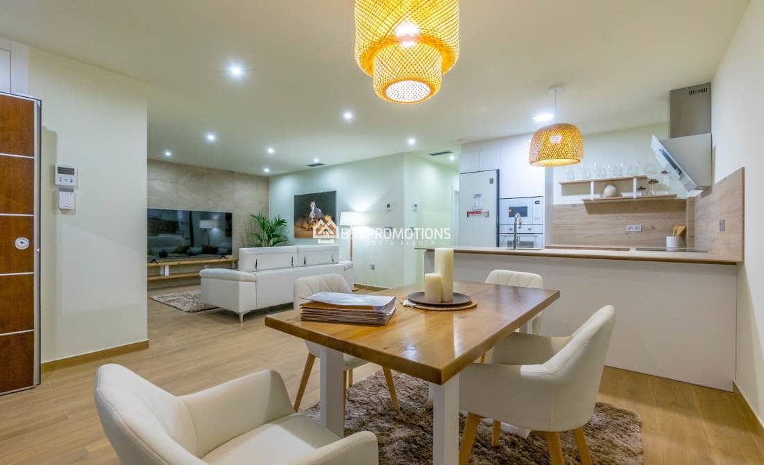 3 sypialnia Willa na sprzedaż w Ciudad Quesada z basenem garażem - 550 000 € (Ref: 9969076)