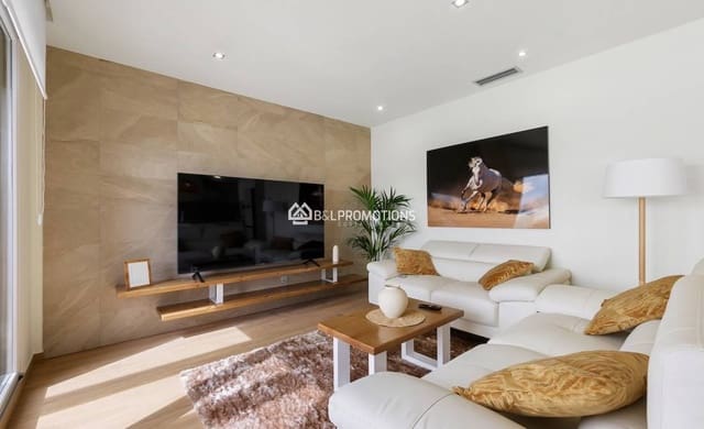 3 sypialnia Willa na sprzedaż w Ciudad Quesada, Rojales z basenem garażem - 550 000 € (Ref: 9969076)