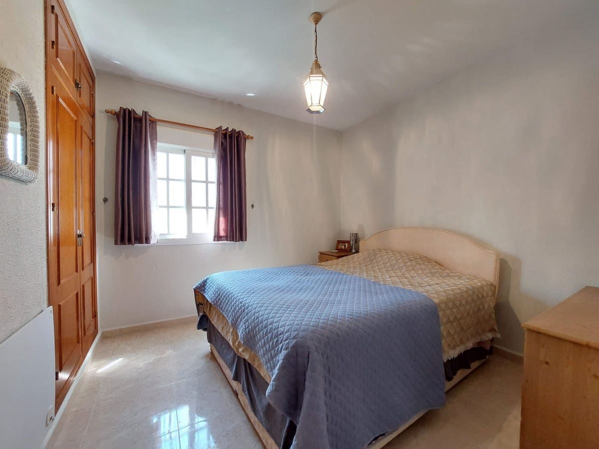 Chalet de 4 habitaciones en Chiclana de la Frontera en venta con piscina garaje - 274.950 € (Ref: 10042254)