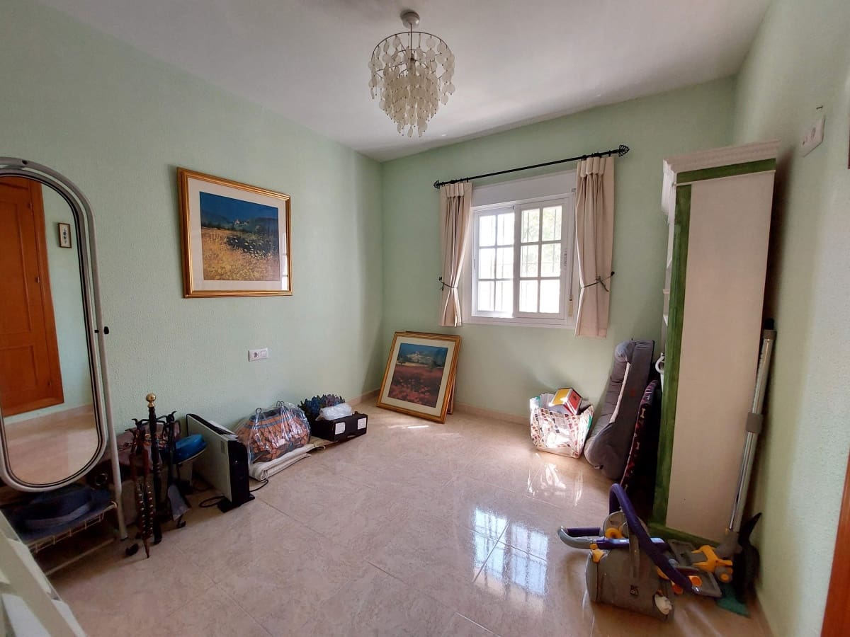Chalet de 4 habitaciones en Chiclana de la Frontera en venta con piscina garaje - 274.950 € (Ref: 10042254)