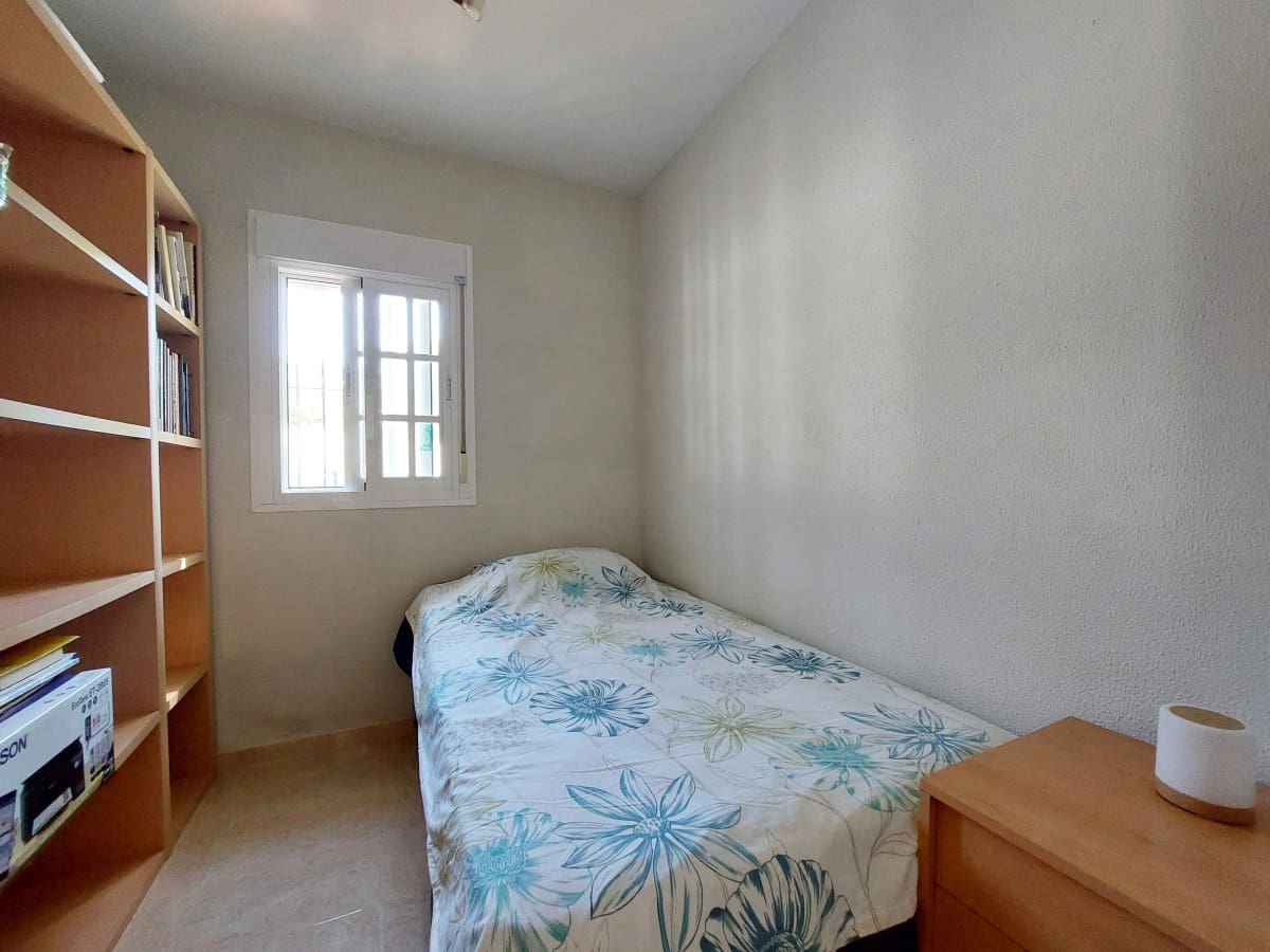 Chalet de 4 habitaciones en Chiclana de la Frontera en venta con piscina garaje - 274.950 € (Ref: 10042254)