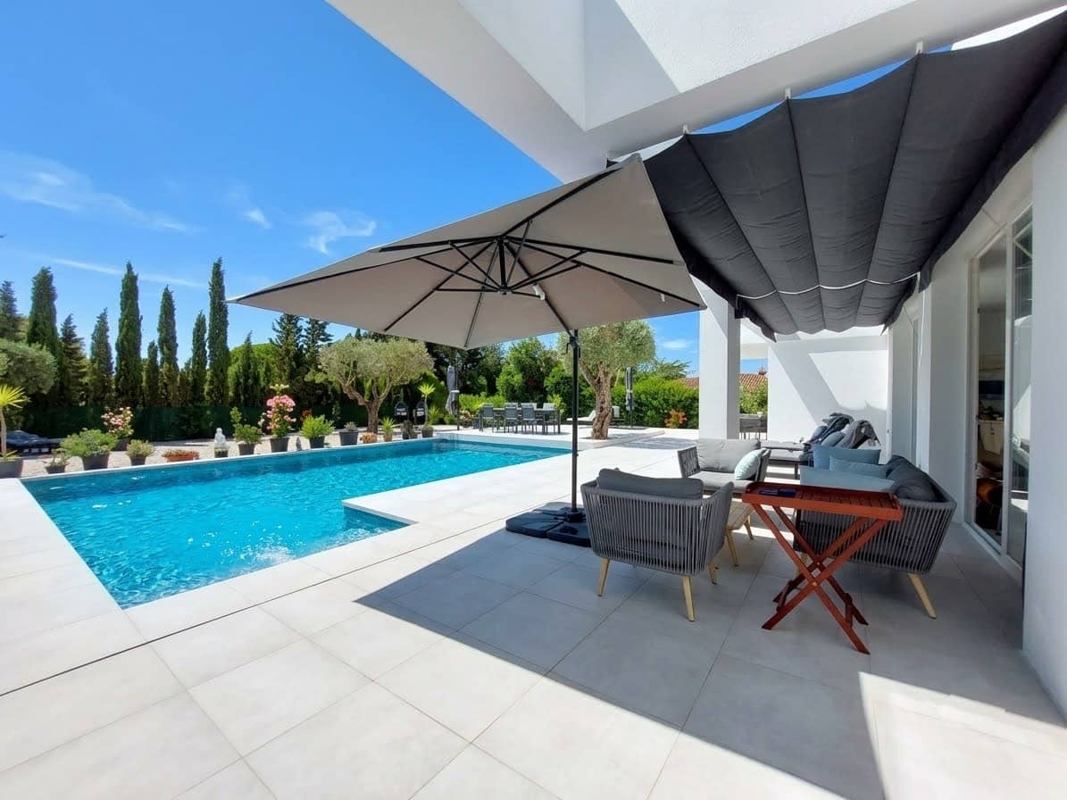 3 slaapkamer Villa te koop in Chiclana de la Frontera met zwembad garage - € 1.300.000 (Ref: 10091394)