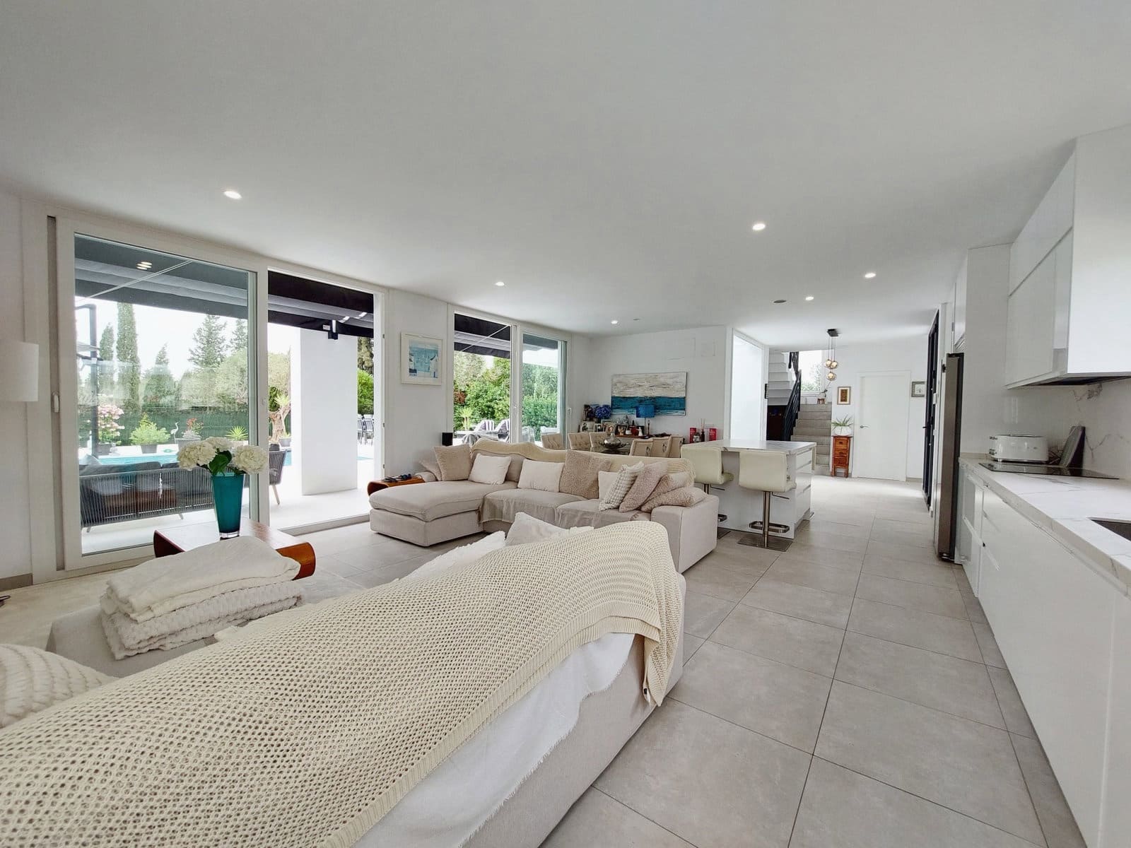 3 slaapkamer Villa te koop in Chiclana de la Frontera met zwembad garage - € 1.300.000 (Ref: 10091394)