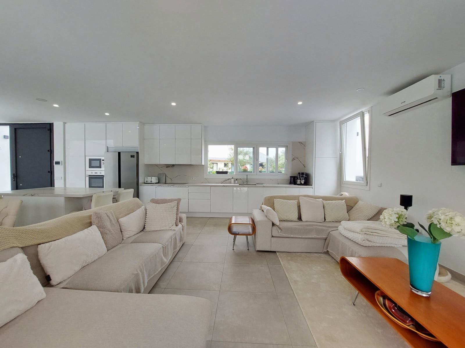 3 slaapkamer Villa te koop in Chiclana de la Frontera met zwembad garage - € 1.300.000 (Ref: 10091394)