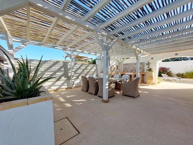 3 sypialnia Willa na sprzedaż w Vejer de la Frontera z basenem - 990 000 € (Ref: 10091395)