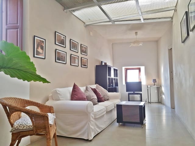 5 bedroom Townhouse for sale in Vejer de la Frontera - € 795,000 (Ref: 6238529)