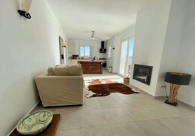 2 bedroom Villa for sale in Chiclana de la Frontera with pool - € 490,000 (Ref: 7430799)