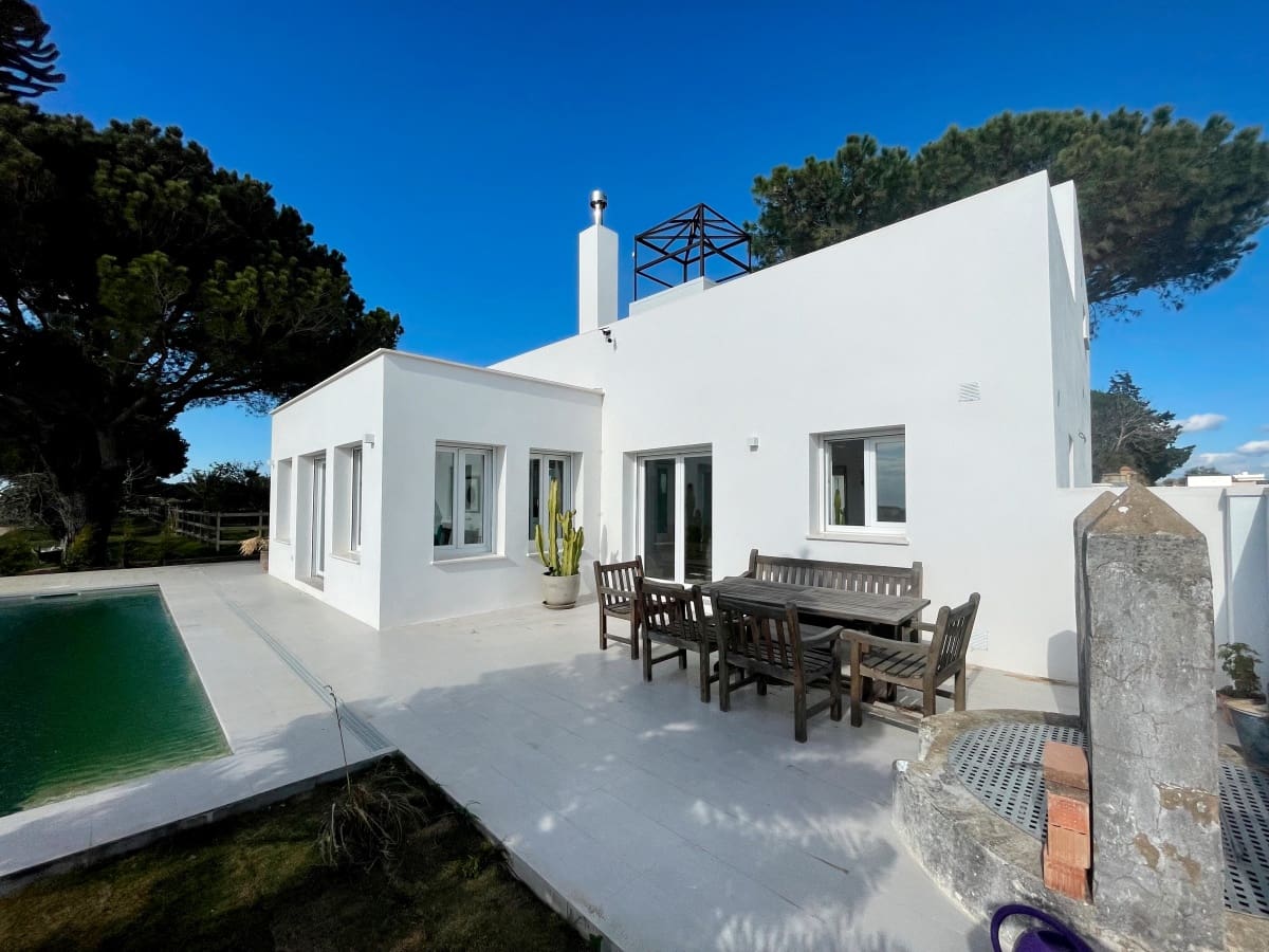 2 soveværelse Villa til salg i Chiclana de la Frontera med swimmingpool - € 490.000 (Ref: 7430799)