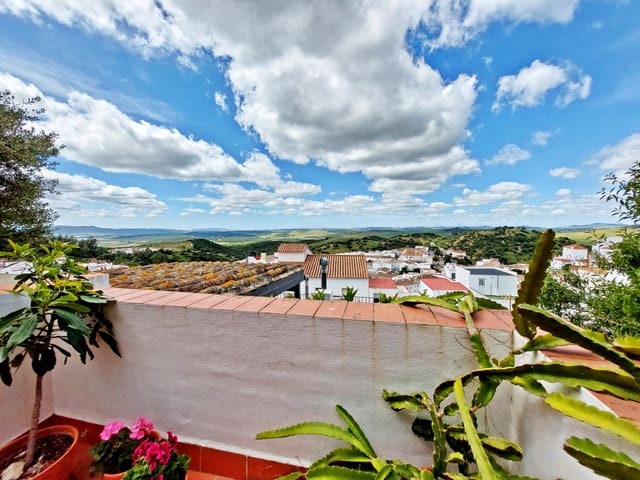 5 makuuhuone Omakotitalo myytävänä paikassa Alcalá de los Gazules - 349 995 € (Ref: 8271847)