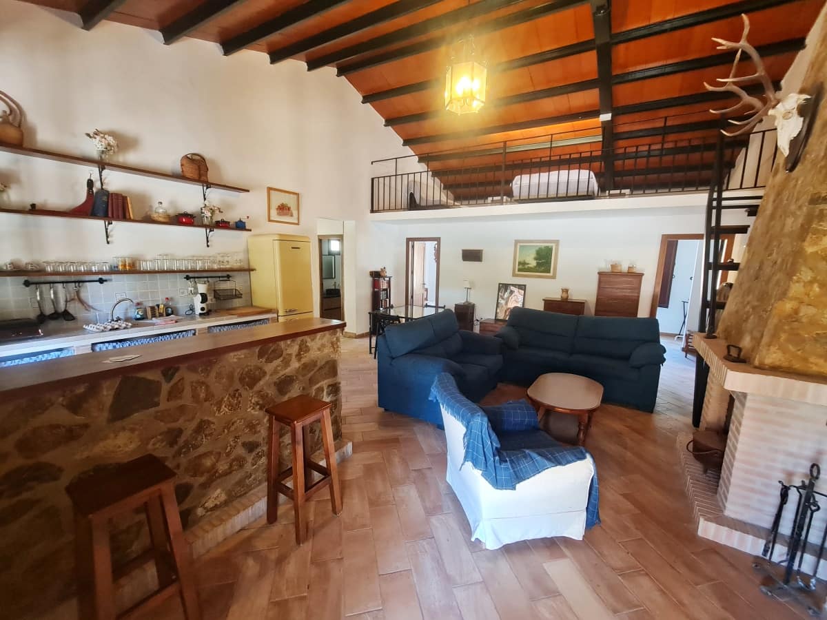 4 soveværelse Finca/Landehus til salg i Alcala de los Gazules med garage - € 590.000 (Ref: 8370380)