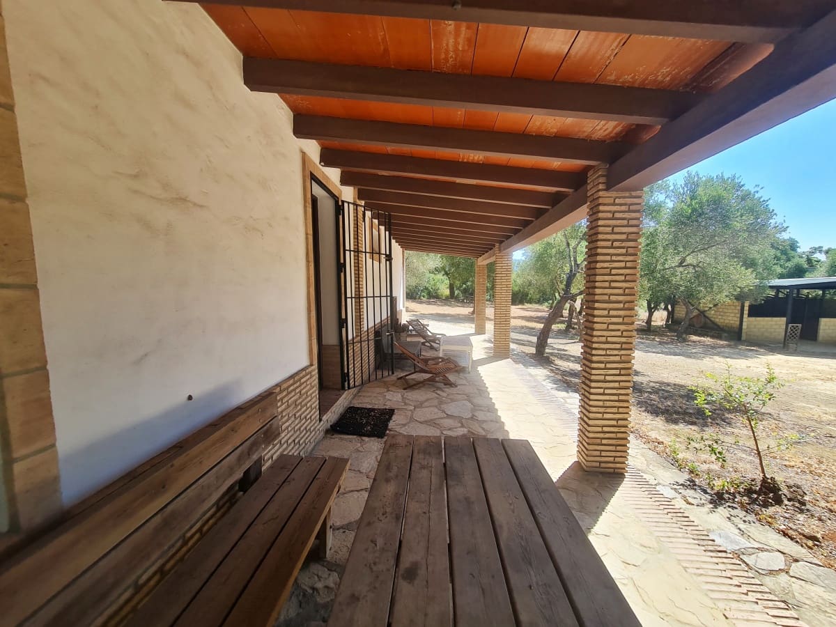 4 soveværelse Finca/Landehus til salg i Alcala de los Gazules med garage - € 590.000 (Ref: 8370380)