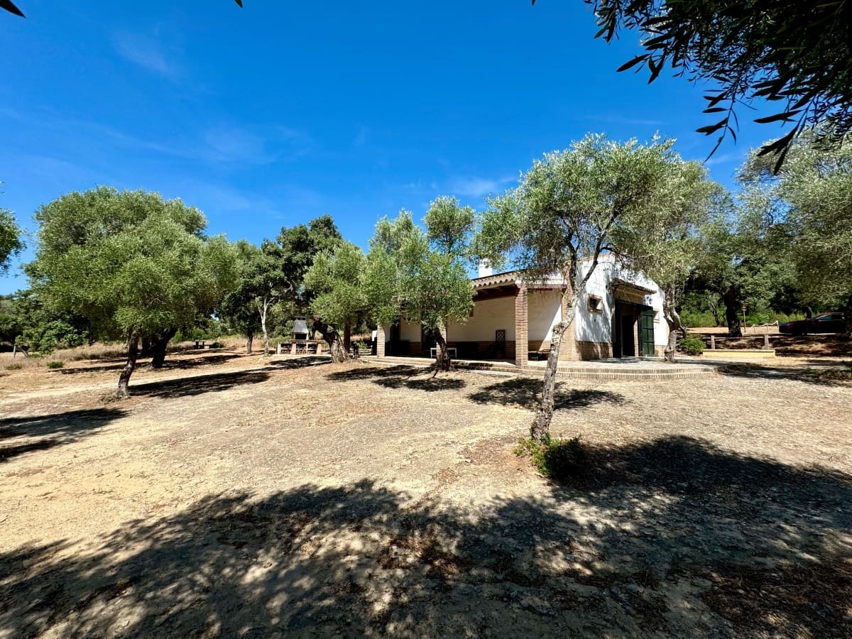 4 soveværelse Finca/Landehus til salg i Alcala de los Gazules med garage - € 590.000 (Ref: 8370380)