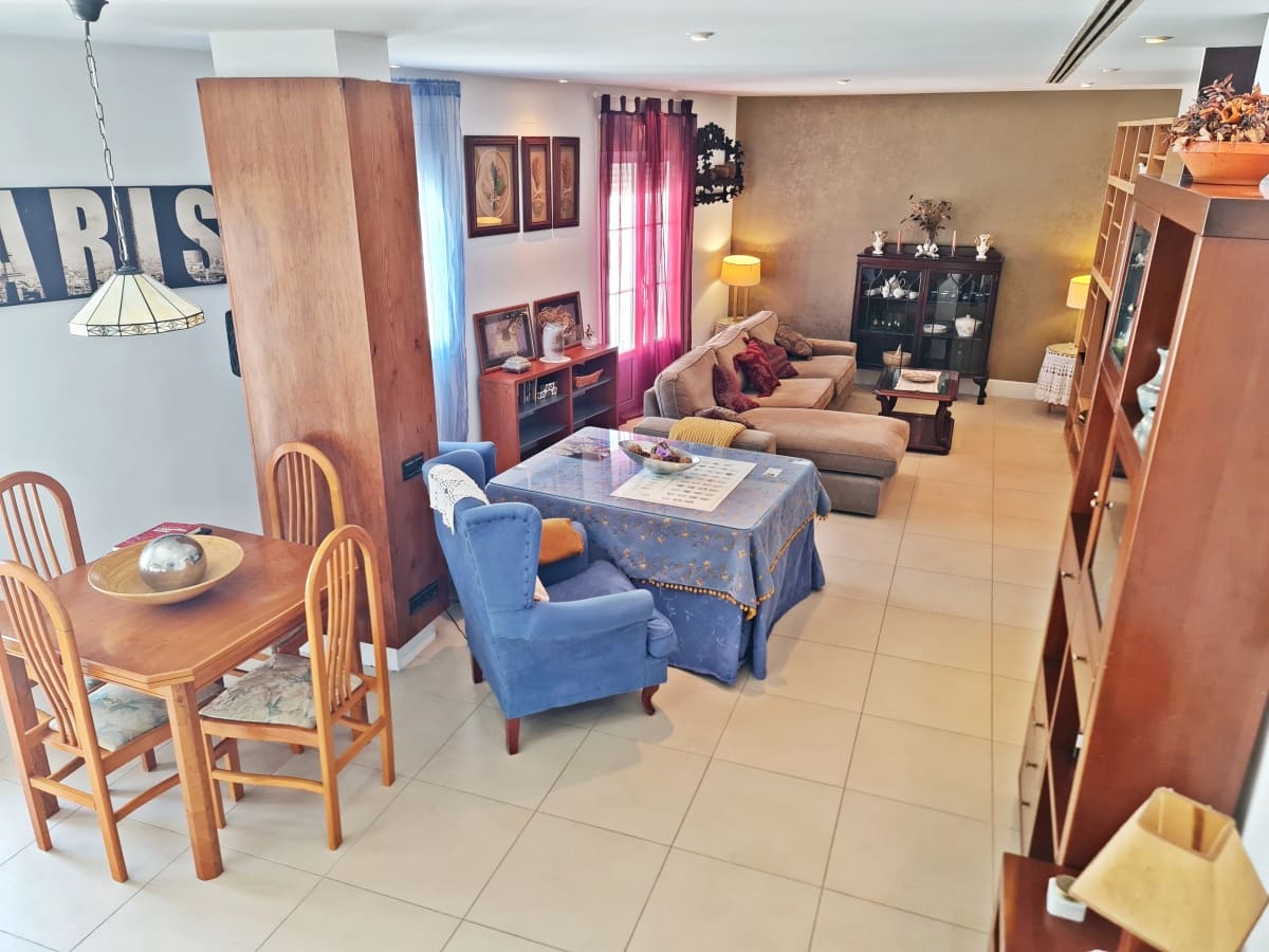 3 soveværelse Lejlighed til salg i Medina-Sidonia med garage - € 265.000 (Ref: 8383578)