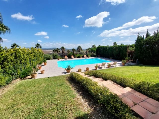 5 chambre Villa/Maison à vendre à Benalup avec piscine garage - 825 000 € (Ref: 8555351)