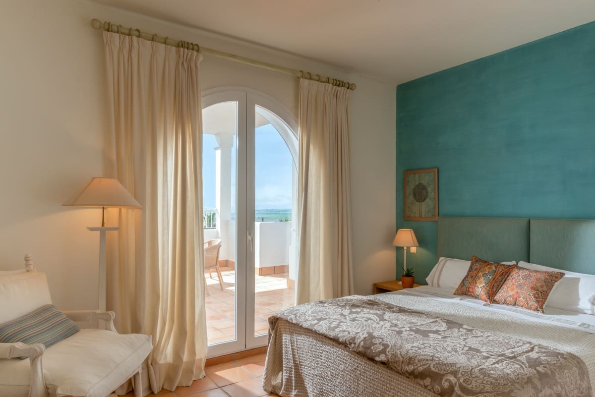 5 soveværelse Villa til salg i Benalup med swimmingpool garage - € 825.000 (Ref: 8555351)