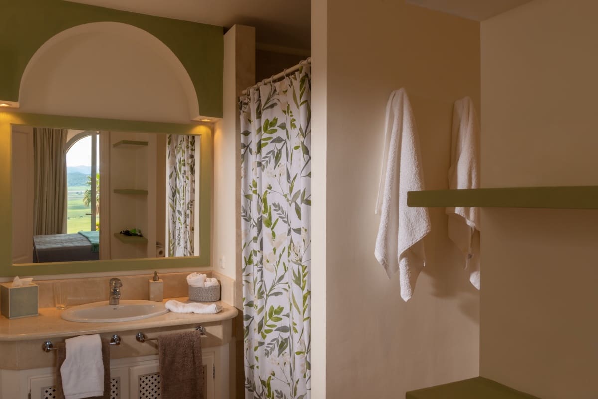 5 soveværelse Villa til salg i Benalup med swimmingpool garage - € 825.000 (Ref: 8555351)