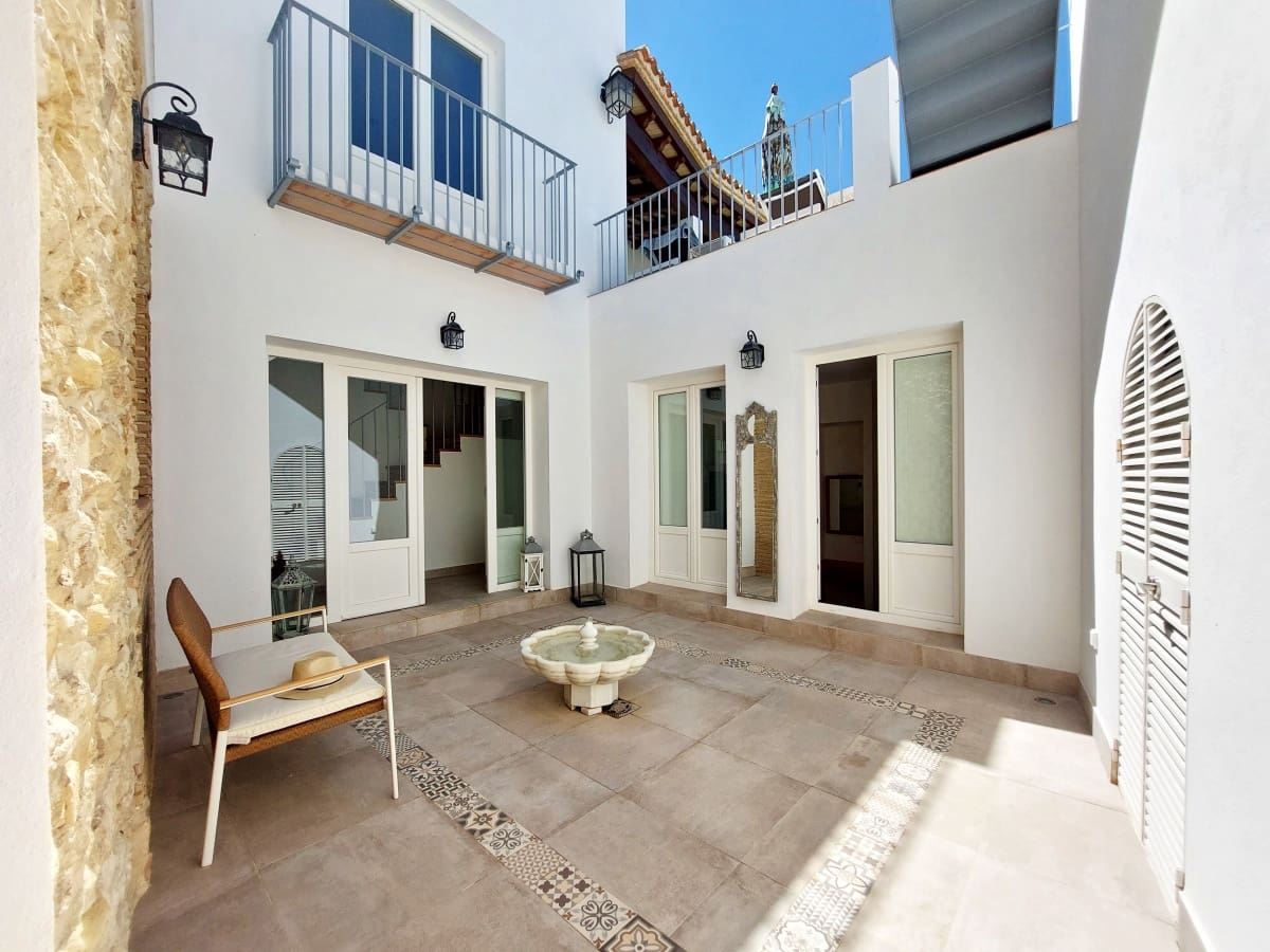 3 Zimmer Haus zu verkaufen in Medina-Sidonia mit Pool - 575.000 € (Ref: 8578444)