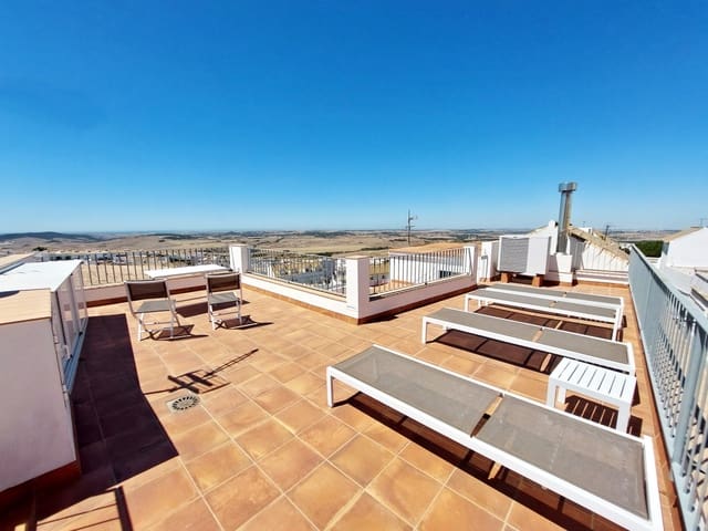 3 bedroom Townhouse for sale in Medina-Sidonia with pool - € 575,000 (Ref: 8578444)