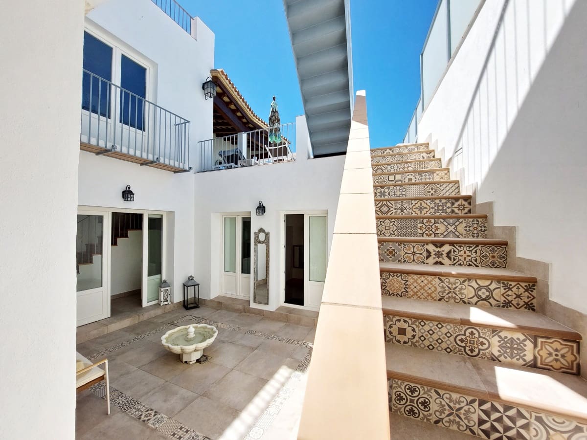 3 Zimmer Haus zu verkaufen in Medina-Sidonia mit Pool - 575.000 € (Ref: 8578444)