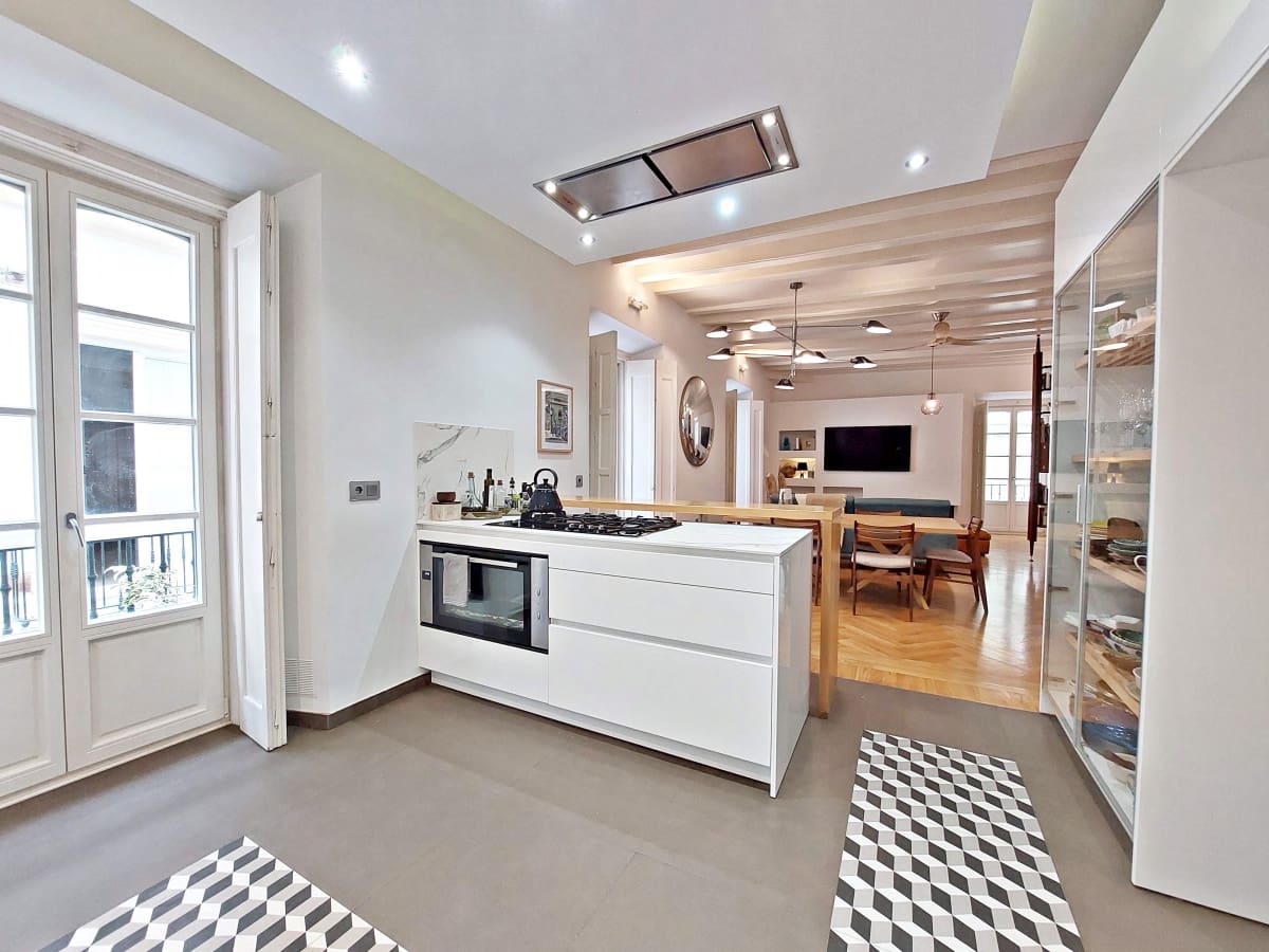 3 soveværelse Lejlighed til salg i Cadiz by - € 780.000 (Ref: 8736574)