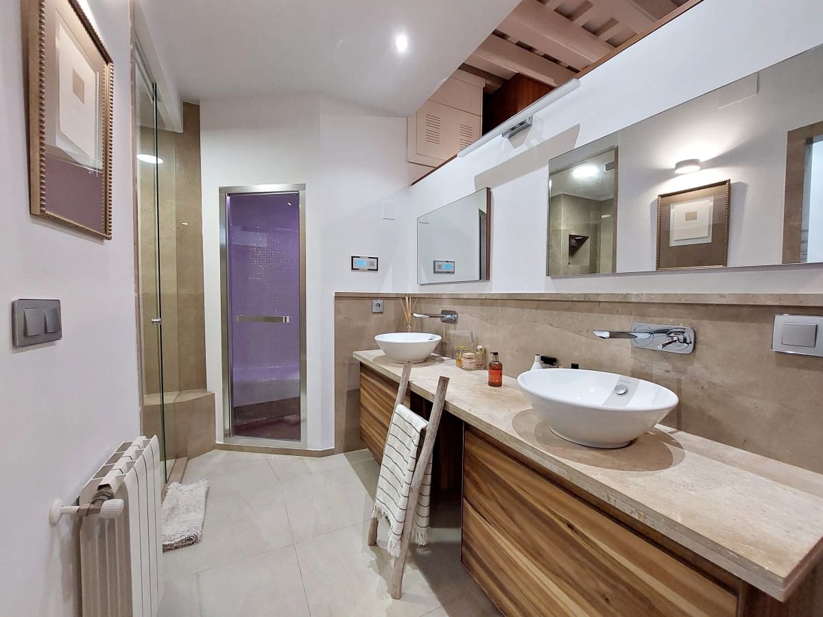 3 soveværelse Lejlighed til salg i Cadiz by - € 780.000 (Ref: 8736574)