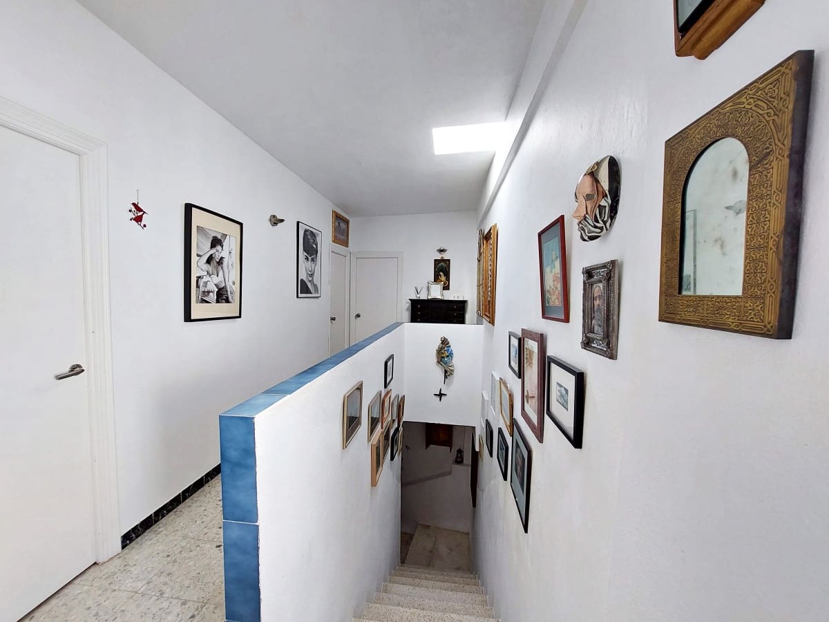 4 soverom Hus til salgs i Medina-Sidonia med garasje - € 279 995 (Ref: 8940699)